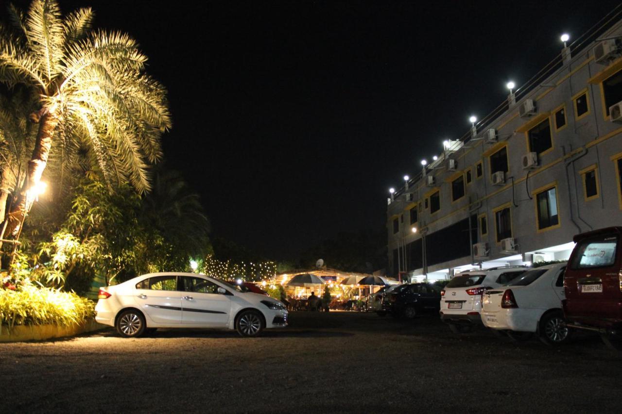 Hotel Silver Resort Daman Kültér fotó
